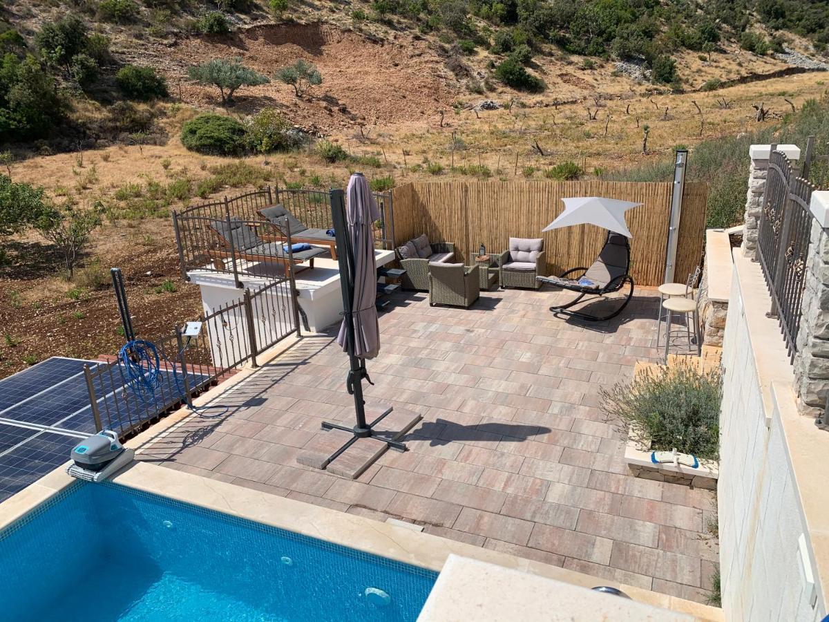 Holiday Home Beyla Pucisca Exterior foto